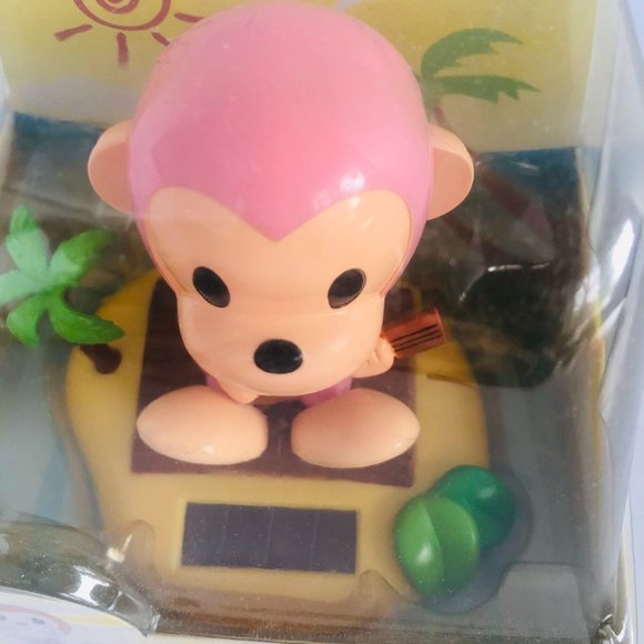 🤎 3/$25New- Mini Solar Monkey - Picture 7 of 8